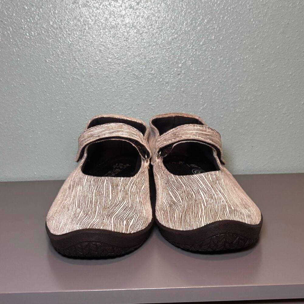Arcopedico LTech Womens Size 40 US 9.5 Metallic Bronze Mary Jane Comfort Flats - Picture 2 of 8